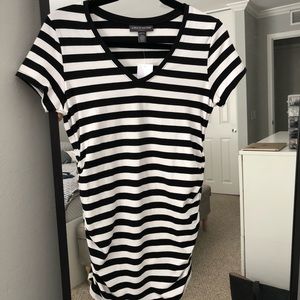 New! A Pea in the Pod maternity top